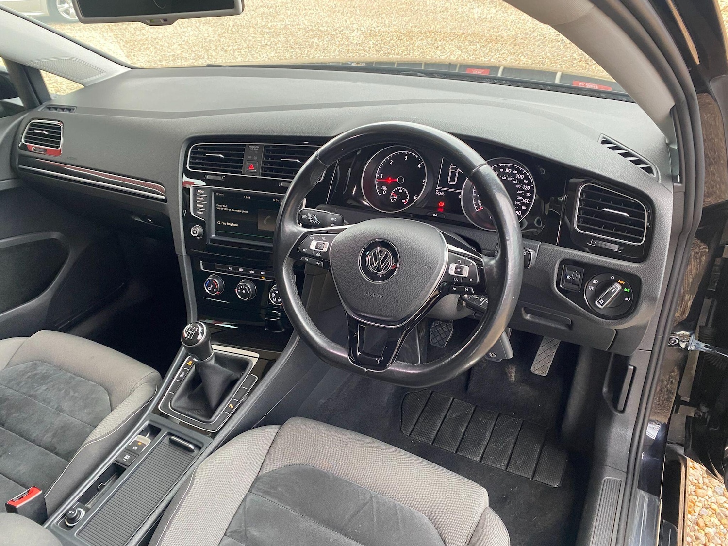 Used Volkswagen Golf for sale - 76728004: Photo 26