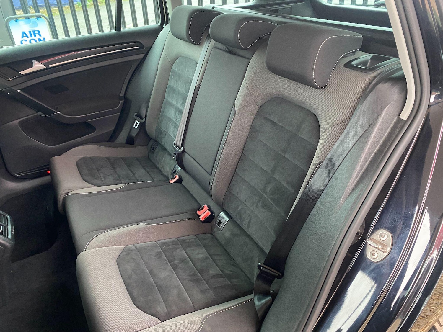 Used Volkswagen Golf for sale - 76728004: Photo 34