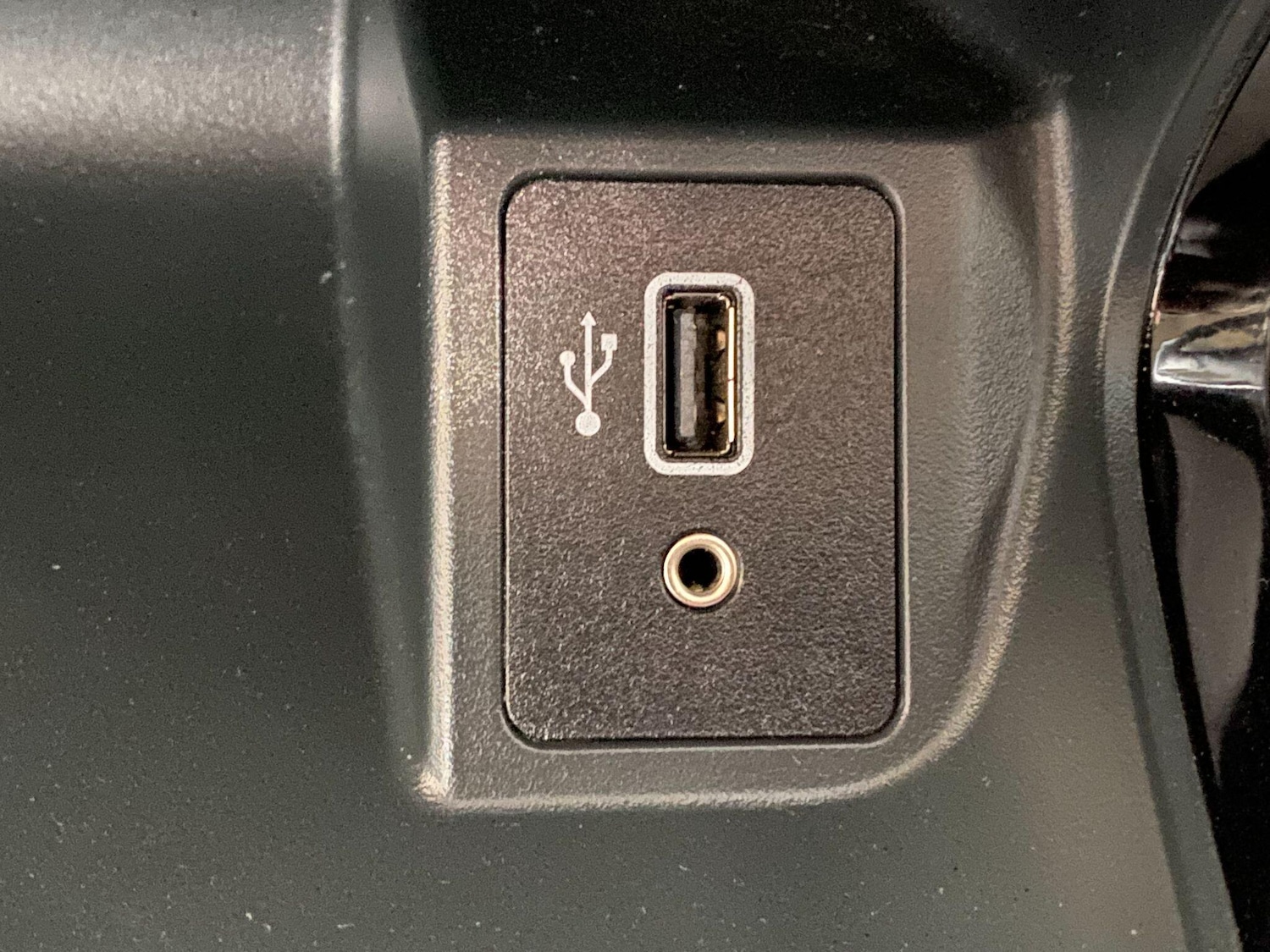 Used Nissan Navara 2019 for sale - 77049867: Photo 33