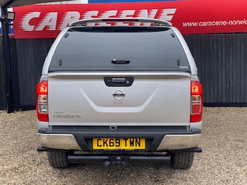 Used Nissan Navara 2019 for sale - 77049867: Photo