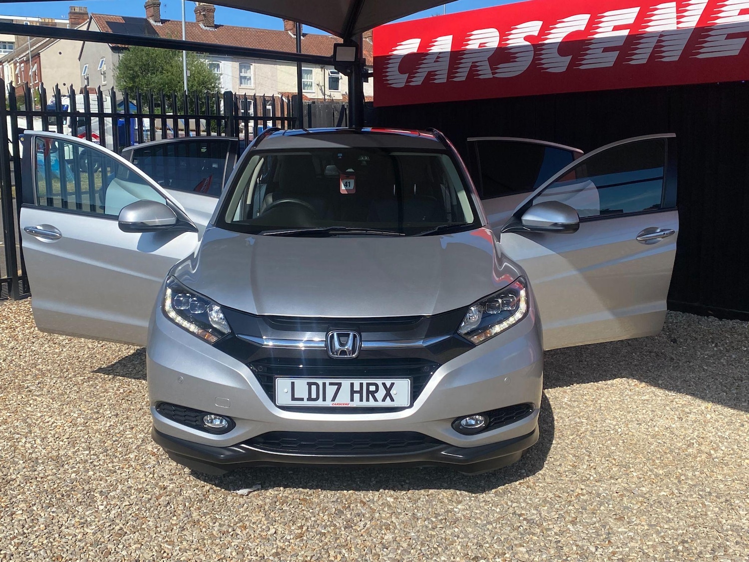 Used Honda HR-V 2017 for sale - 76108918: Photo 14