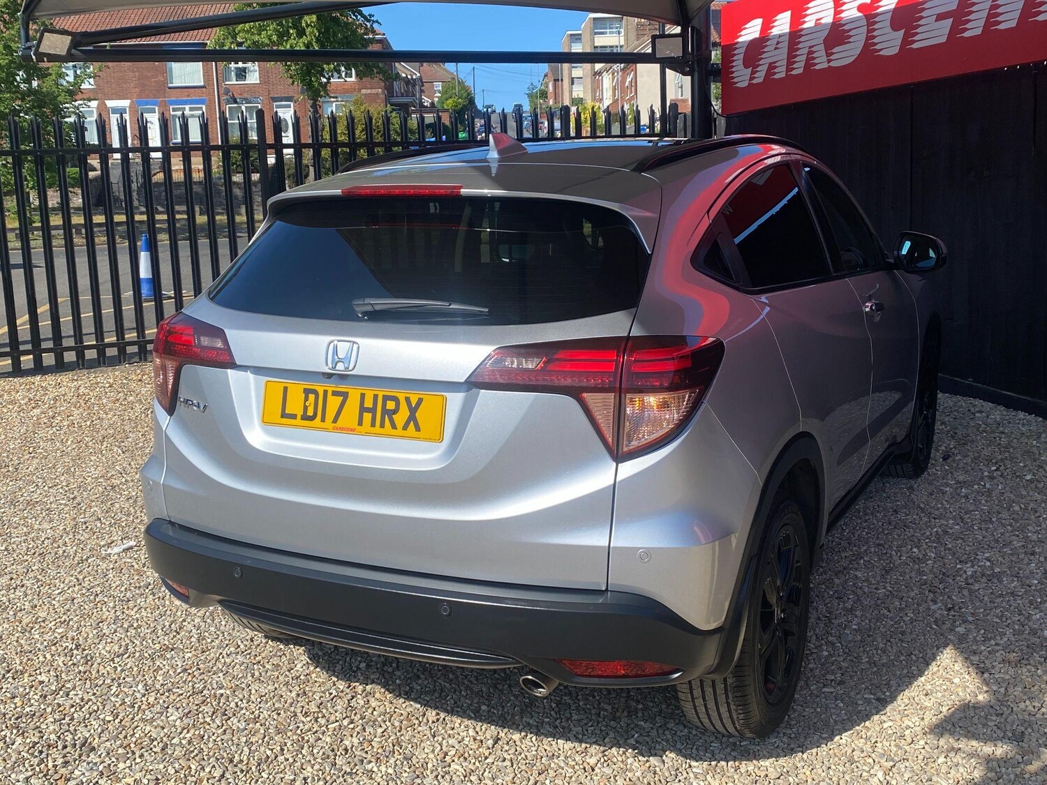 Used Honda HR-V 2017 for sale - 76108918: Photo 3