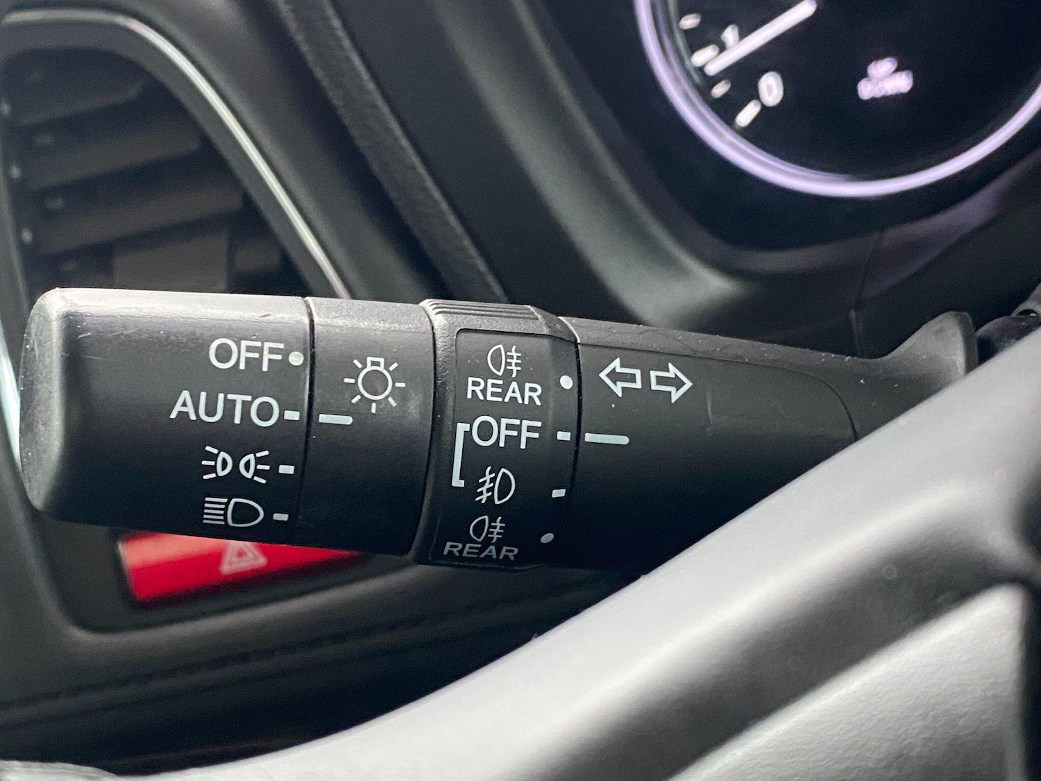 Used Honda HR-V 2017 for sale - 76108918: Photo 38