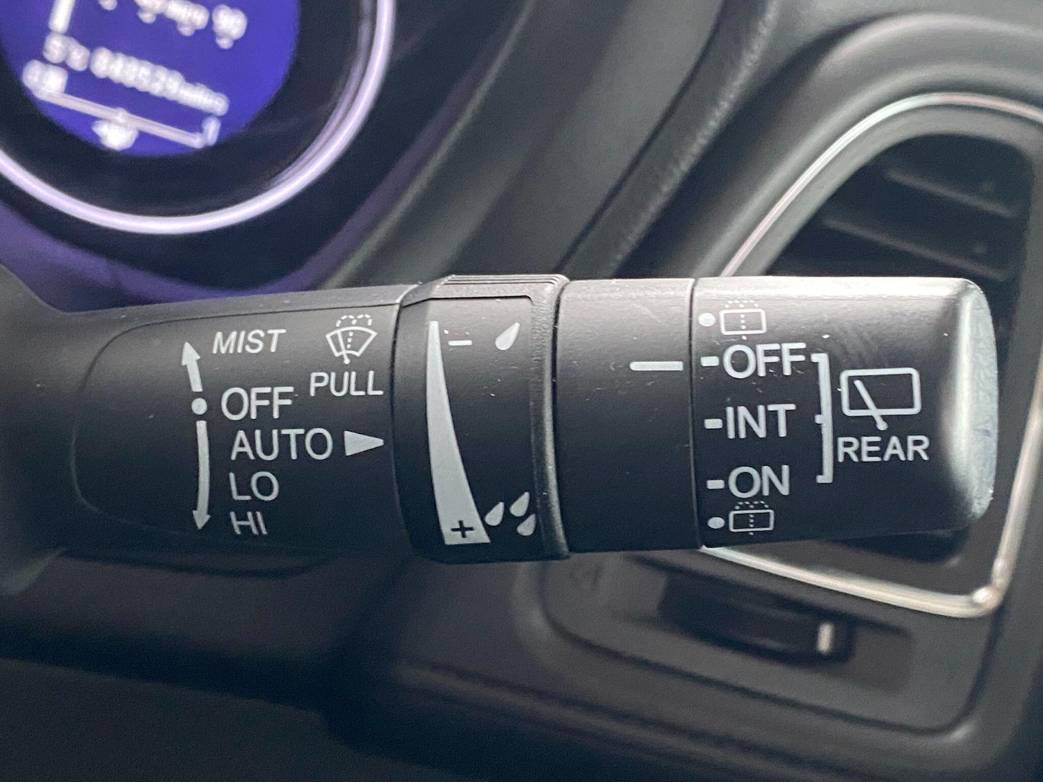 Used Honda HR-V 2017 for sale - 76108918: Photo 39