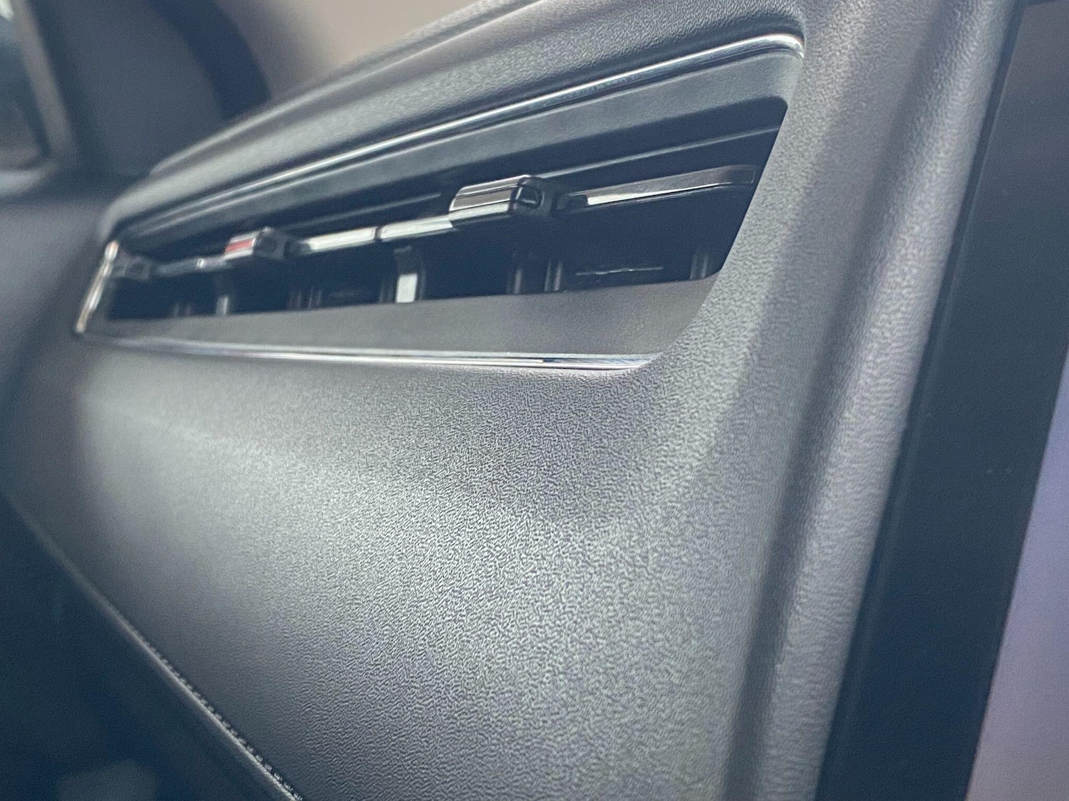 Used Honda HR-V 2017 for sale - 76108918: Photo 47