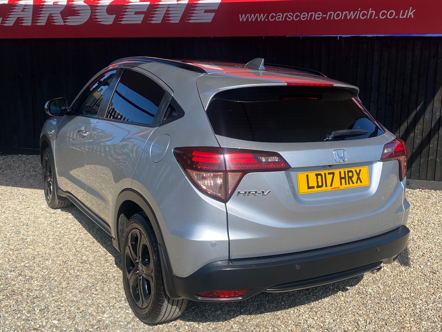Used Honda HR-V 2017 for sale - 76108918: Photo 5