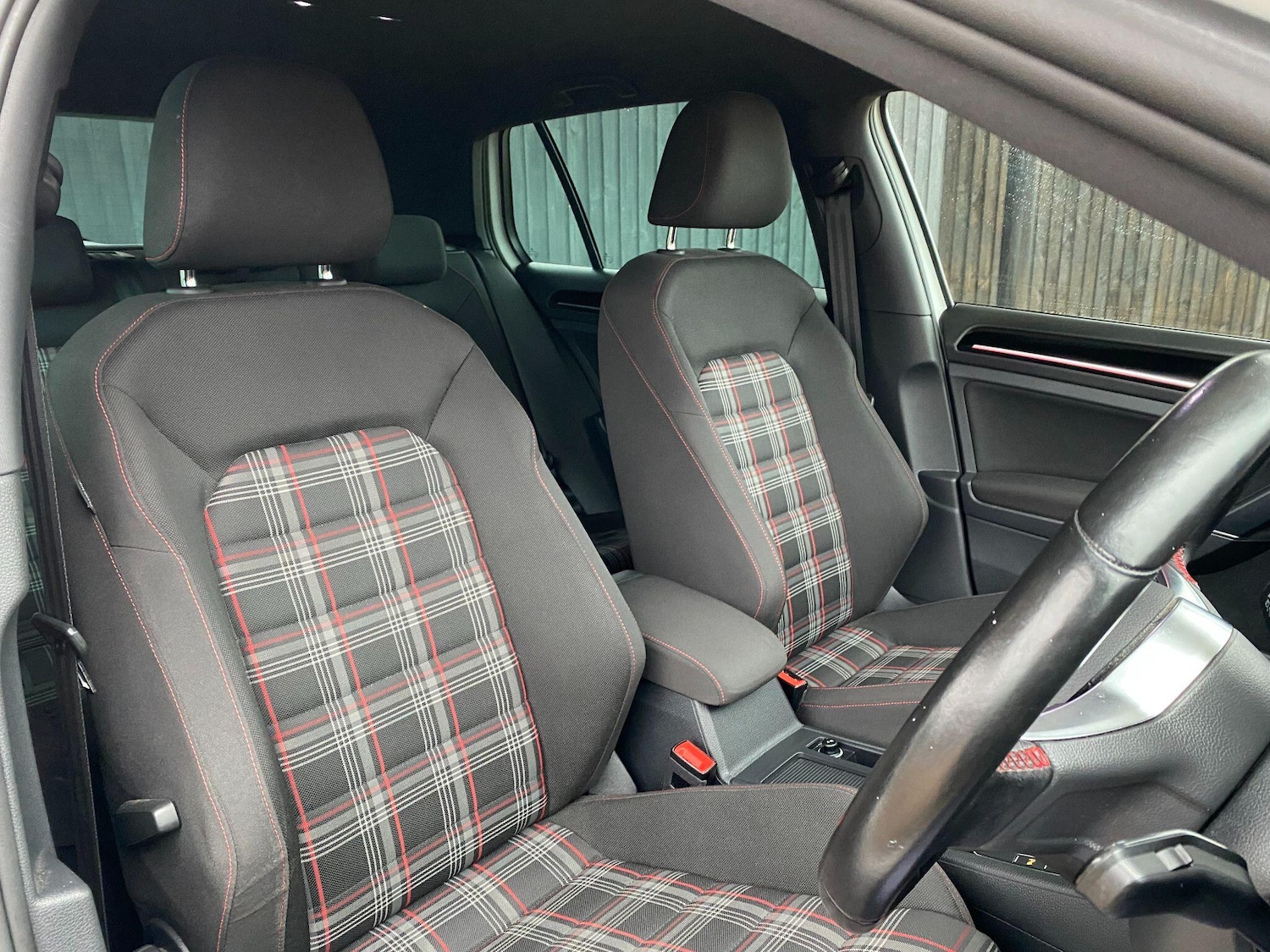 Used Volkswagen Golf 2016 for sale - 76671362: Photo 24