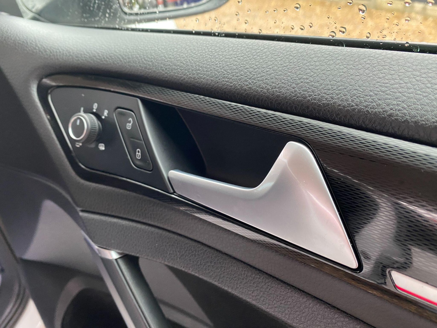 Used Volkswagen Golf 2016 for sale - 76671362: Photo 28