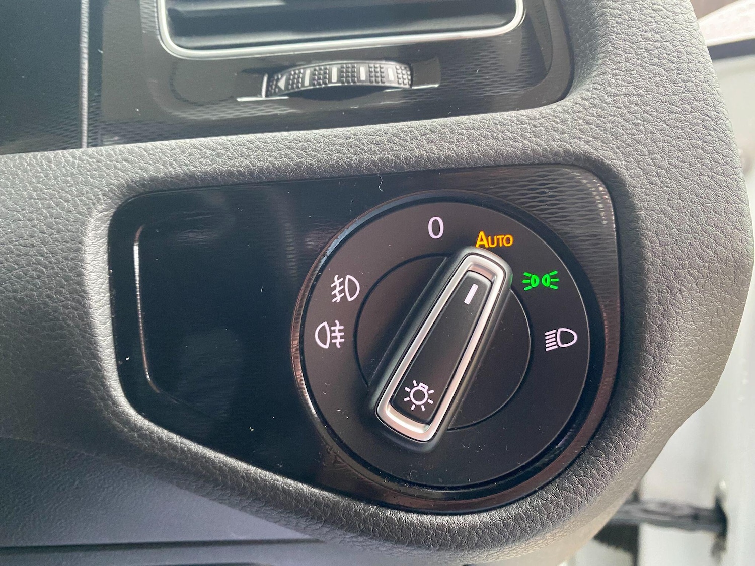 Used Volkswagen Golf 2016 for sale - 76671362: Photo 30