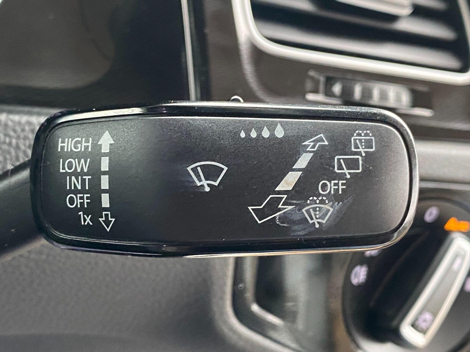 Used Volkswagen Golf 2016 for sale - 76671362: Photo 35