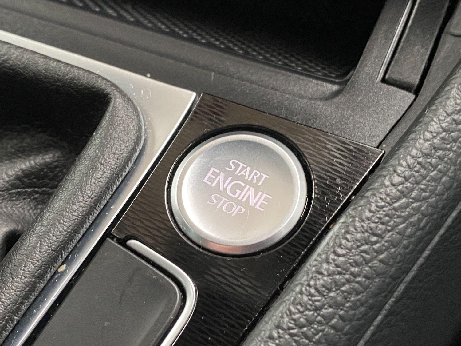 Used Volkswagen Golf 2016 for sale - 76671362: Photo 47