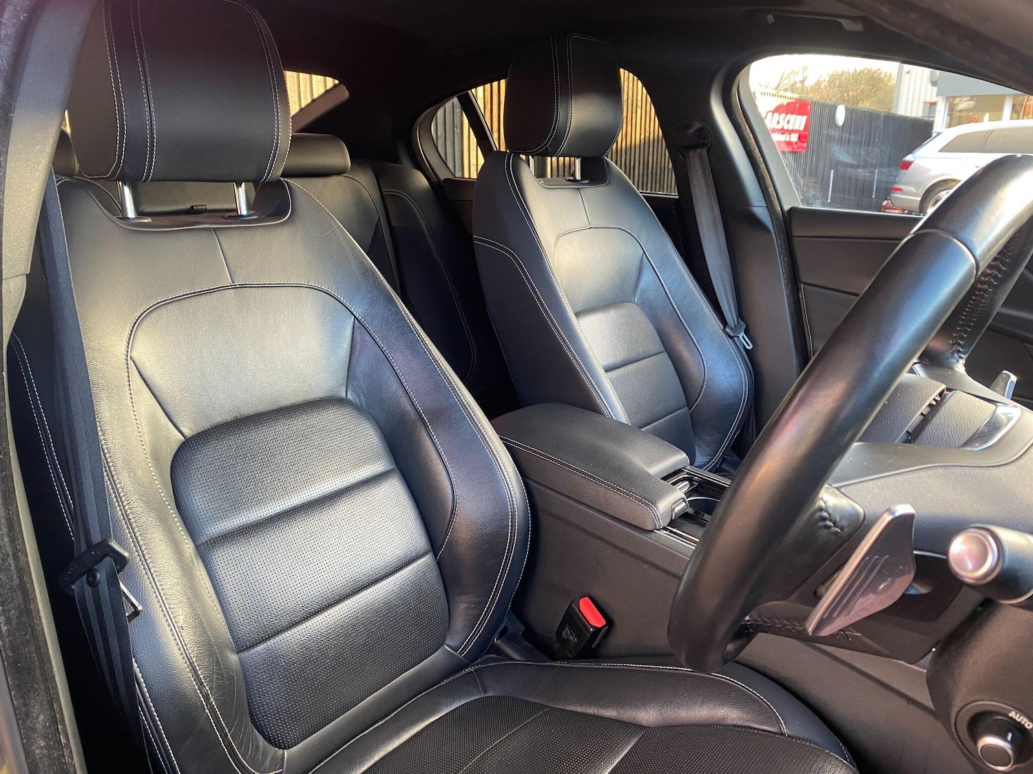 Used Jaguar XE 2017 for sale - 77203455: Photo 20