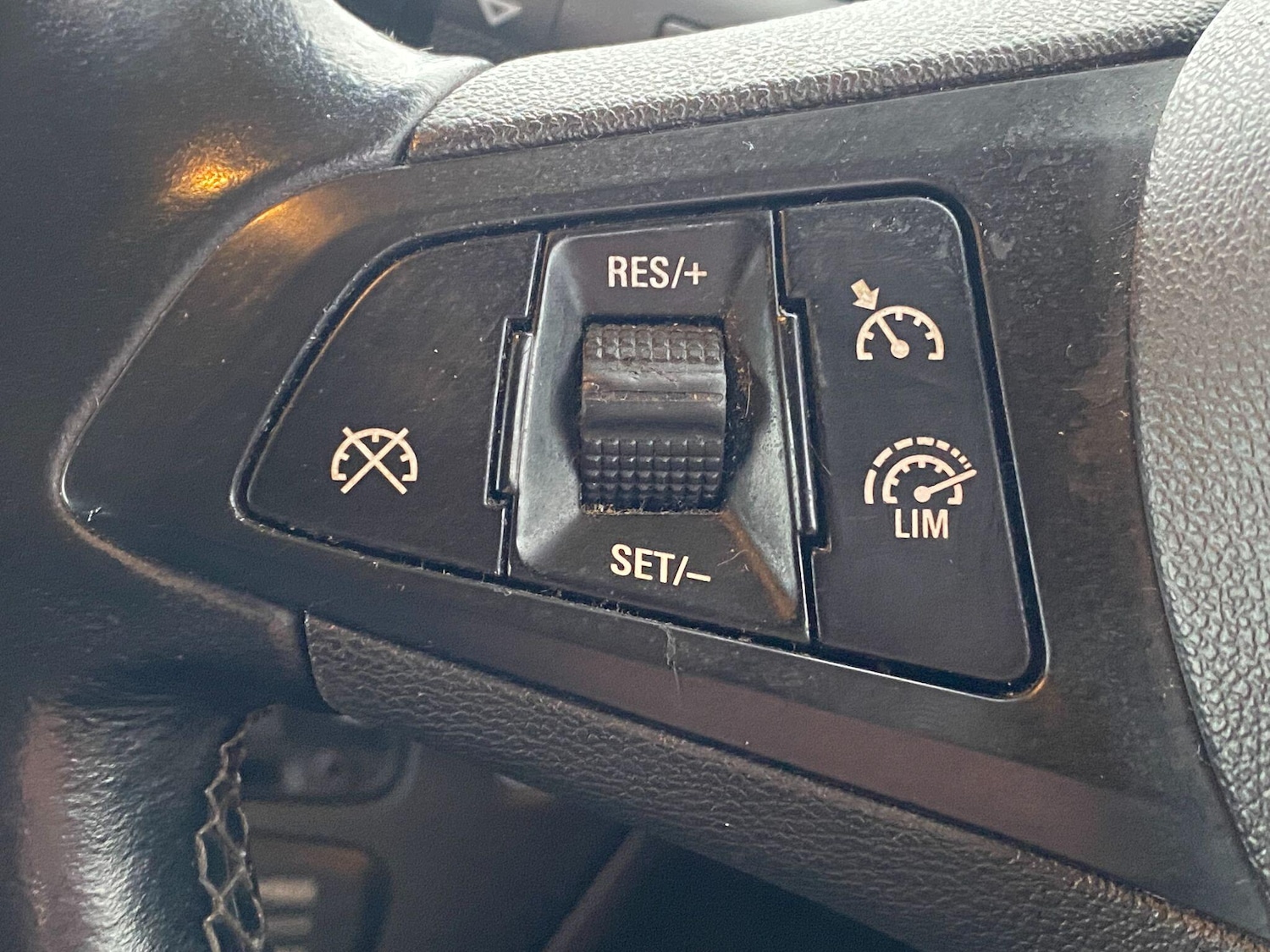 Used Vauxhall Corsa 2015 for sale - 77611577: Photo 28