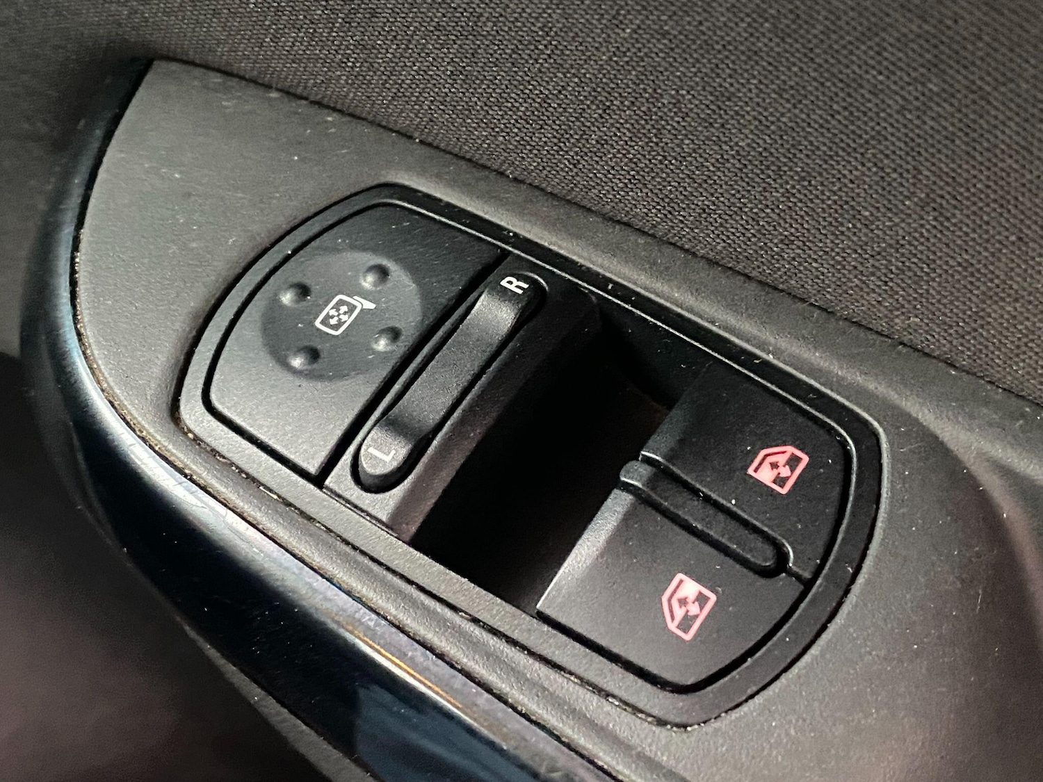 Used Vauxhall Corsa 2015 for sale - 77611577: Photo 34