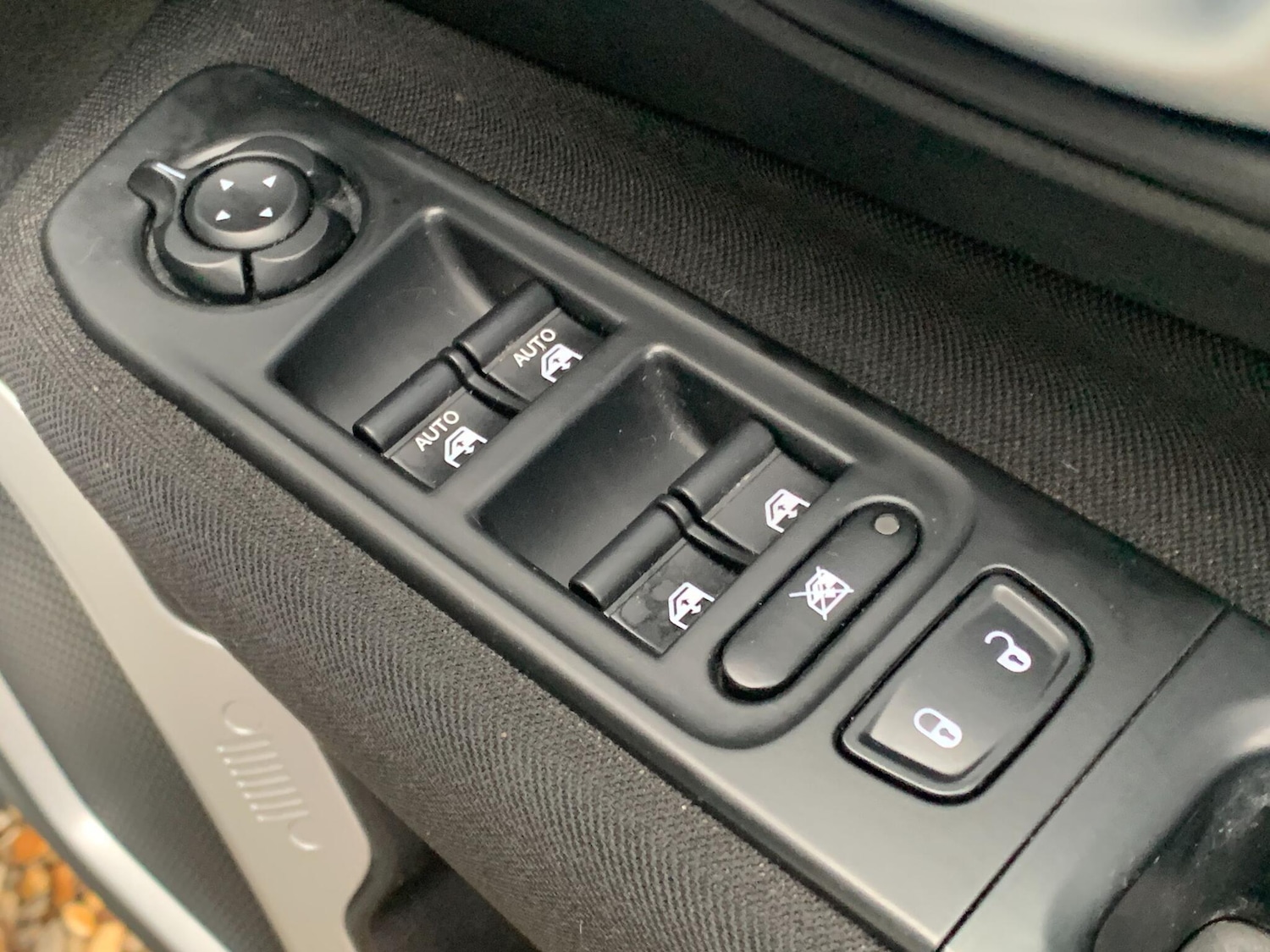 Used Jeep Renegade 2017 for sale - 76270743: Photo 25