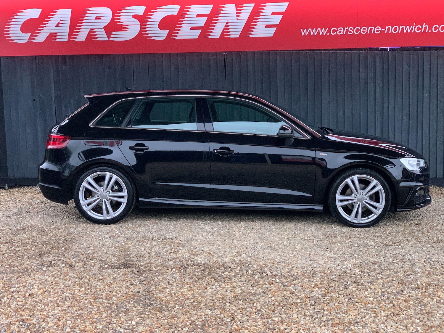 Used Audi A3 2015 for sale - 76388377: Photo 10