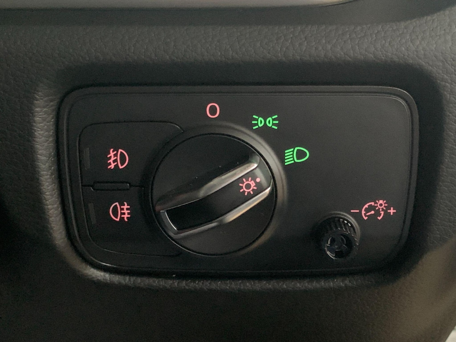 Used Audi A3 2015 for sale - 76388377: Photo 31