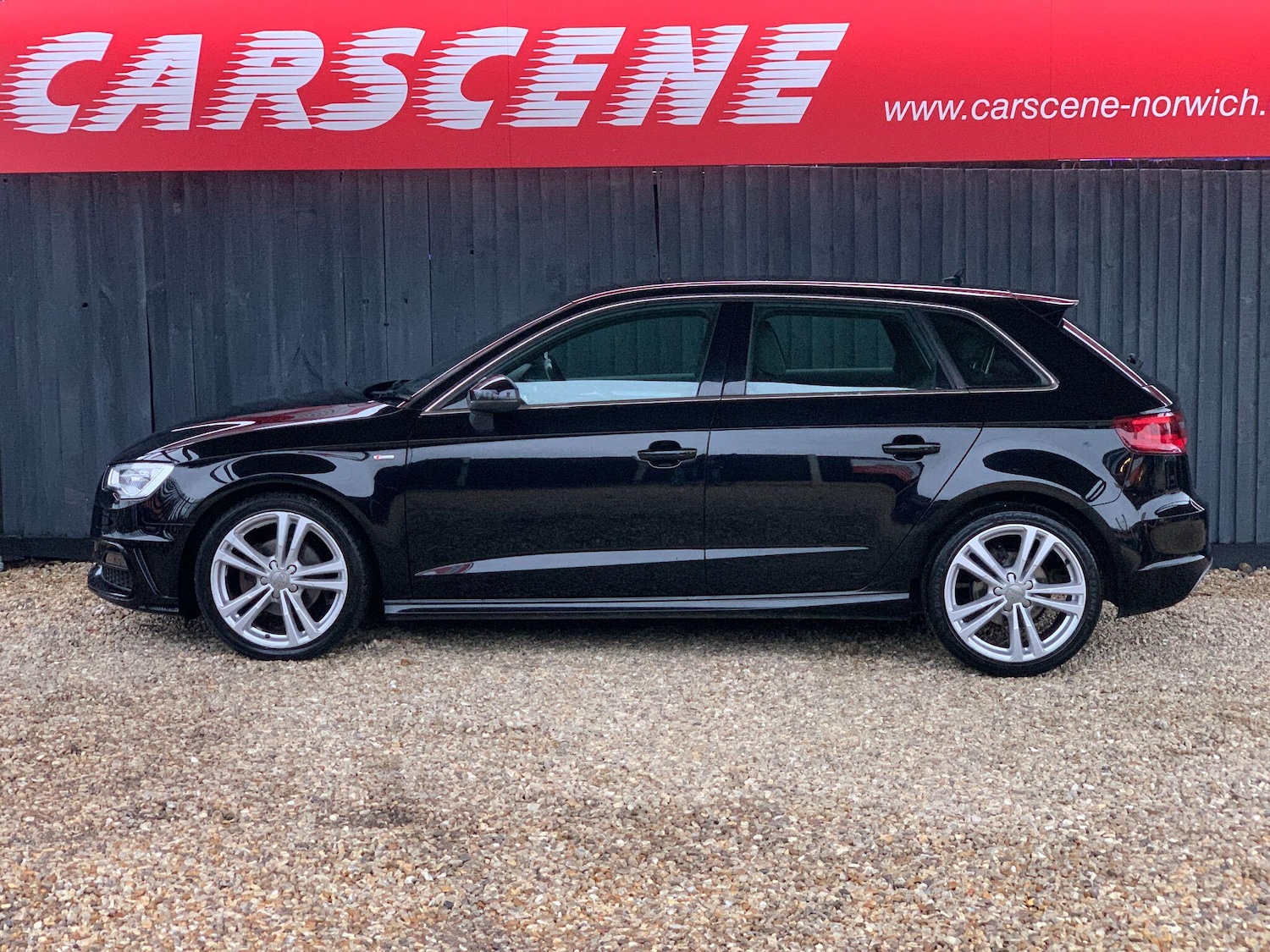 Used Audi A3 2015 for sale - 76388377: Photo 5