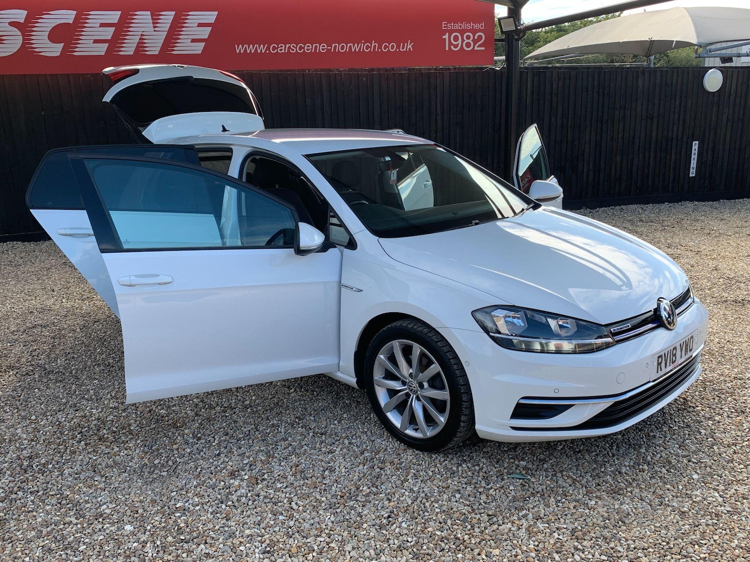 Used Volkswagen Golf 2018 for sale - 75768794: Photo 13