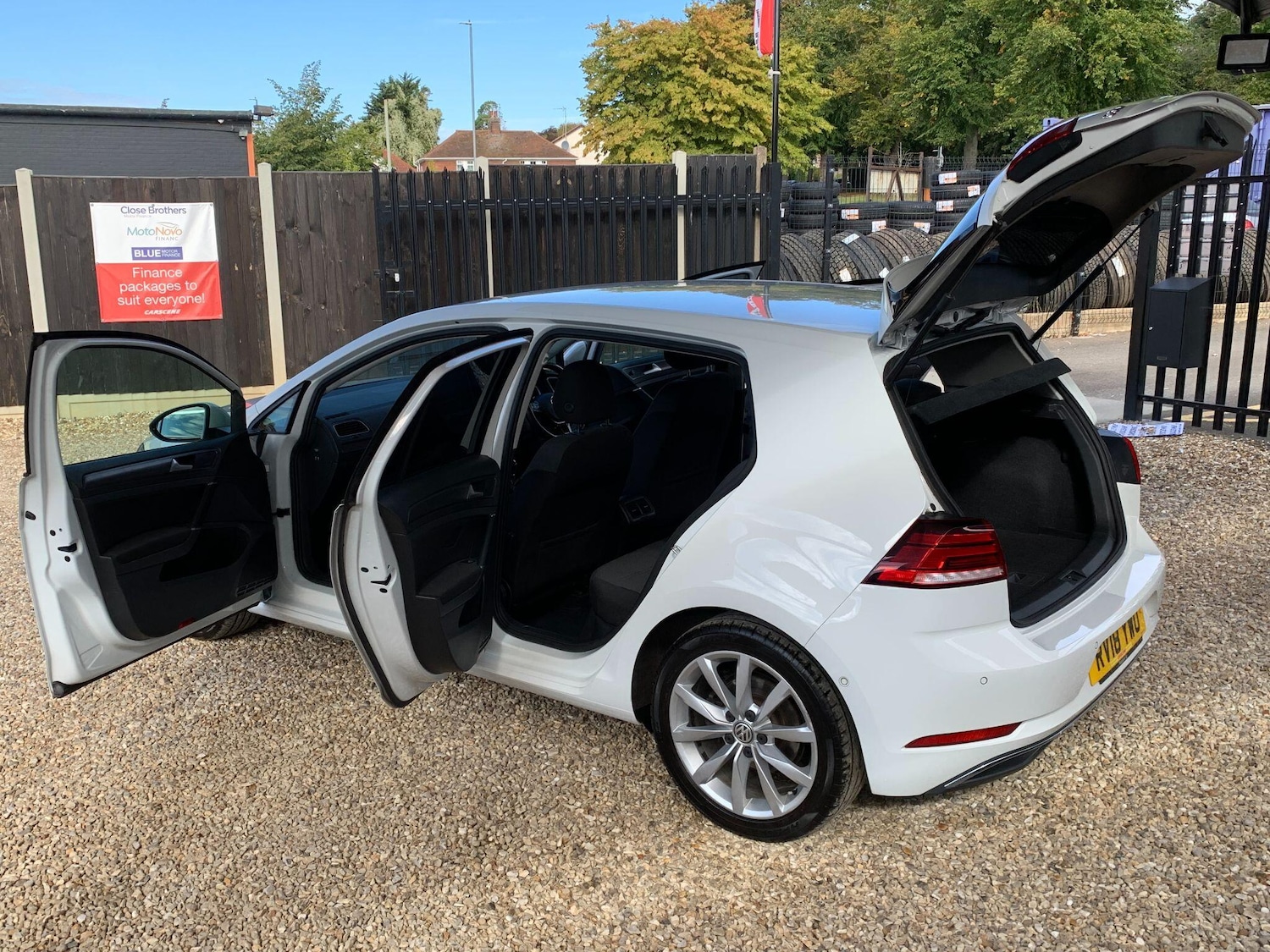 Used Volkswagen Golf 2018 for sale - 75768794: Photo 15