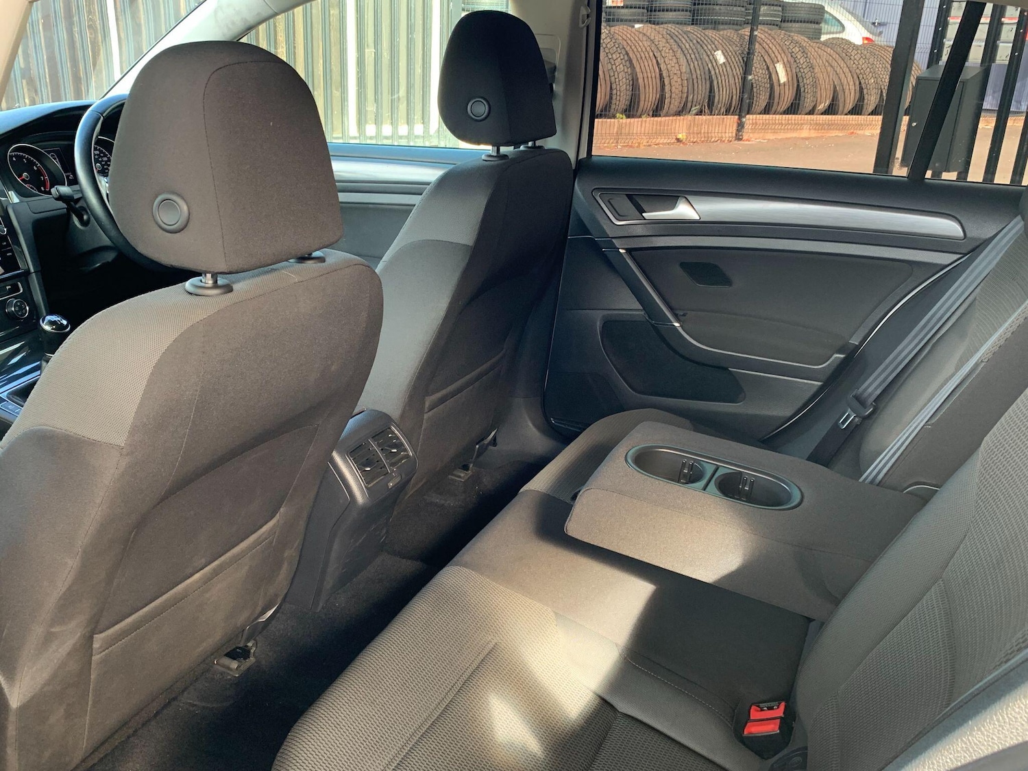 Used Volkswagen Golf 2018 for sale - 75768794: Photo 37