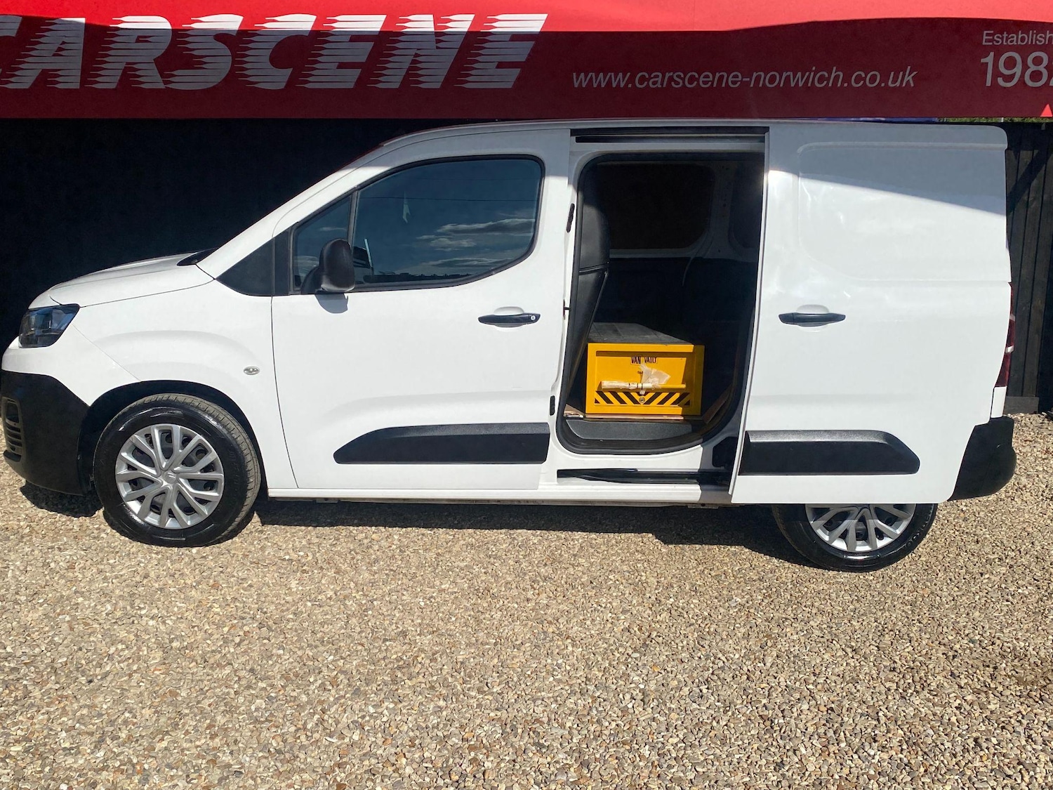 Used Citroen Berlingo 2020 for sale - 76179755: Photo 24