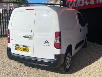 Used Citroen Berlingo 2020 for sale - 76179755: Photo