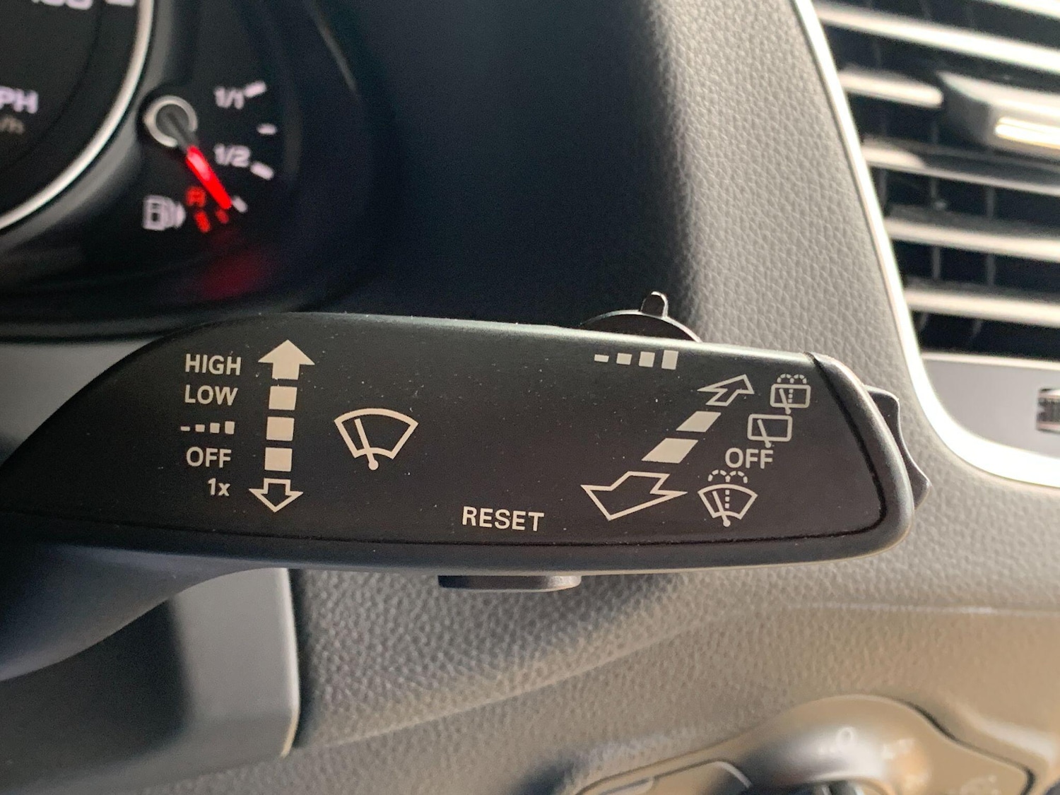 Used Audi Q5 2016 for sale - 77074128: Photo 43