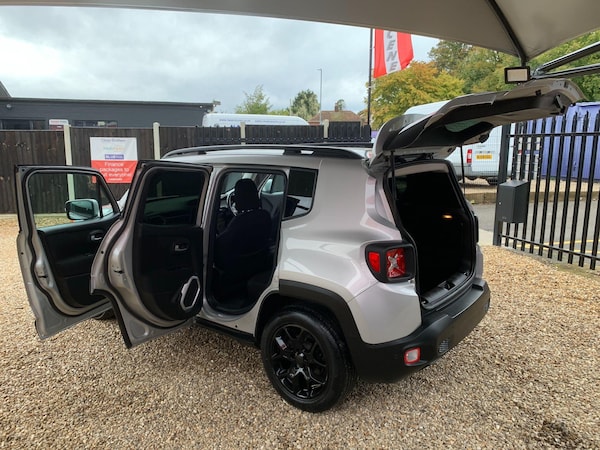 Used Jeep Renegade 2016 for sale - 76013223: Photo 15