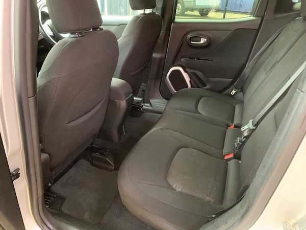 Used Jeep Renegade 2016 for sale - 76013223: Photo 35