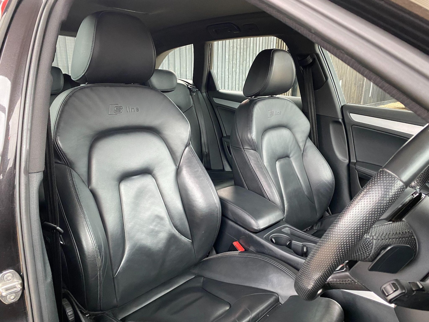 Used Audi A4 Avant 2015 for sale - 76850249: Photo 20