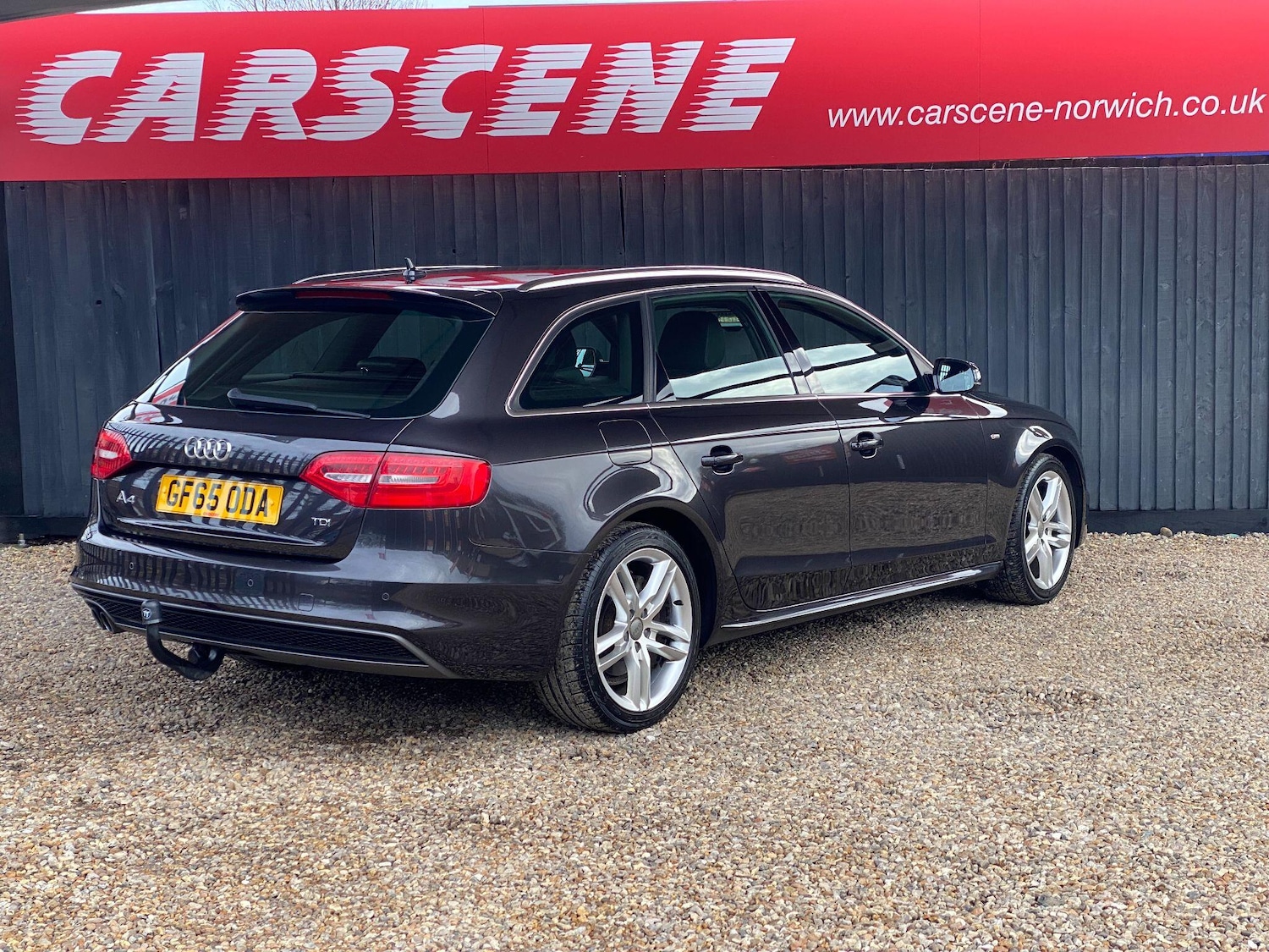 Used Audi A4 Avant 2015 for sale - 76850249: Photo 3