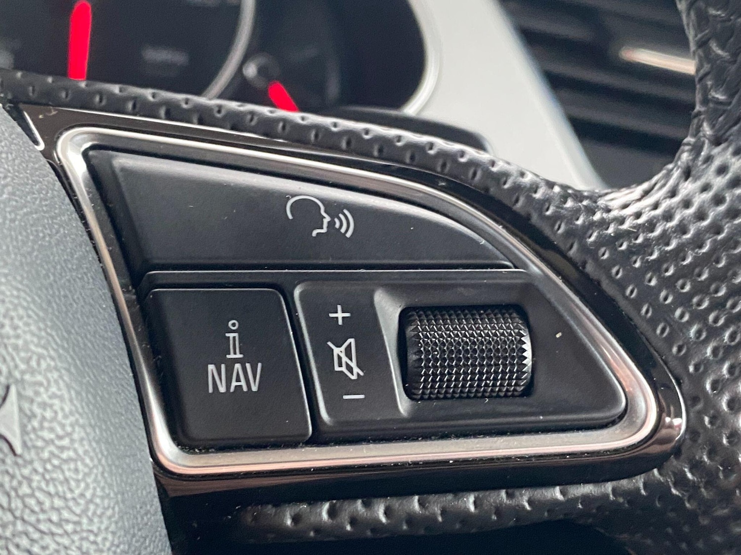 Used Audi A4 Avant 2015 for sale - 76850249: Photo 38