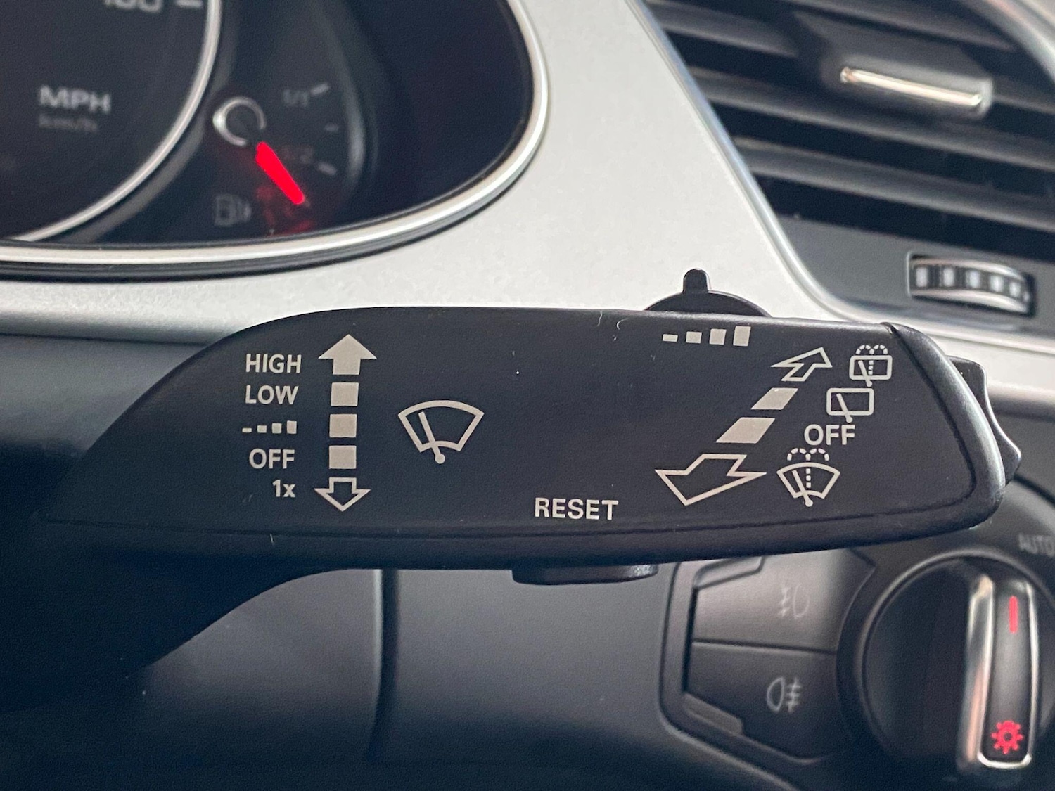 Used Audi A4 Avant 2015 for sale - 76850249: Photo 39