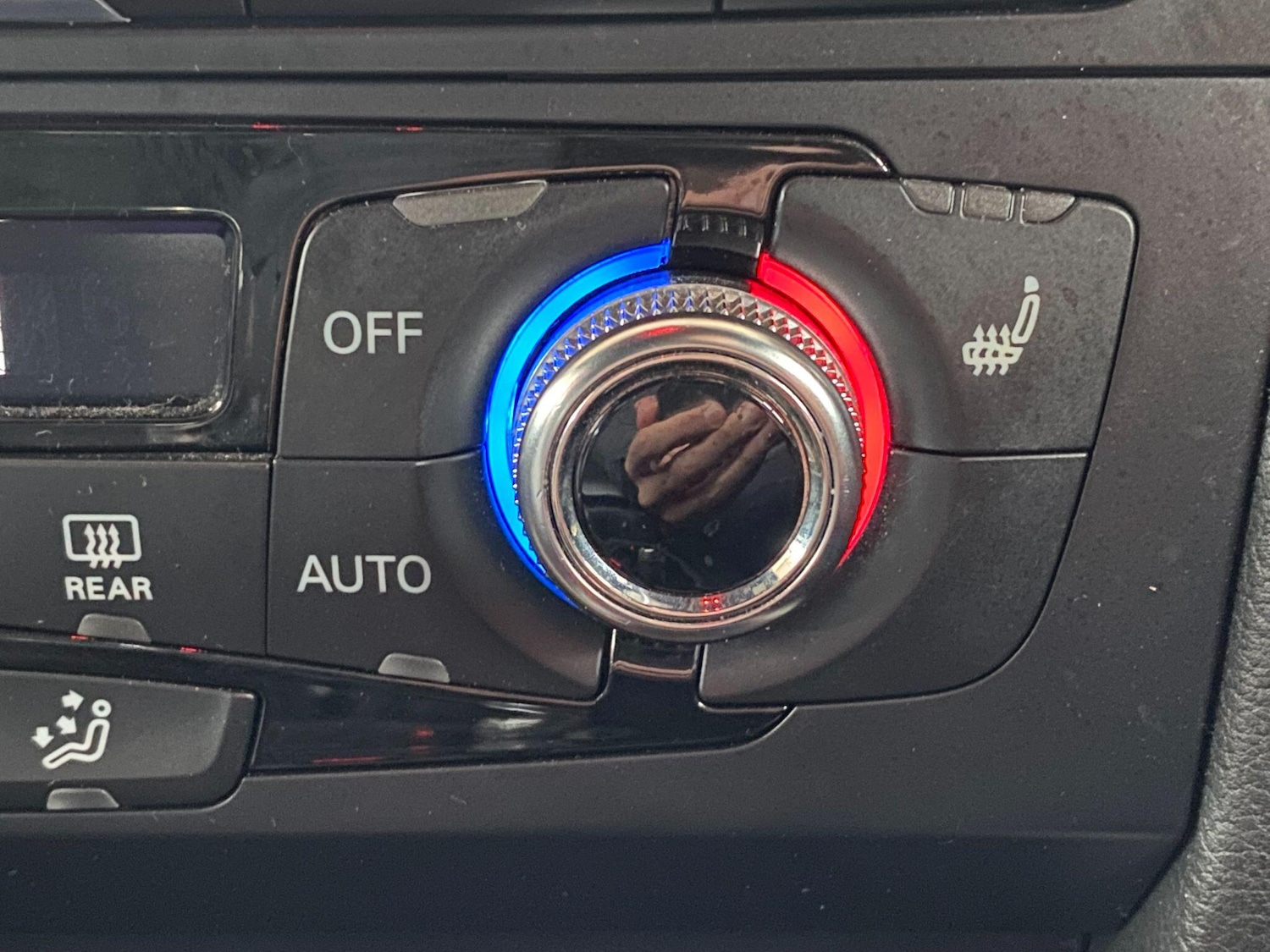 Used Audi A4 Avant 2015 for sale - 76850249: Photo 43