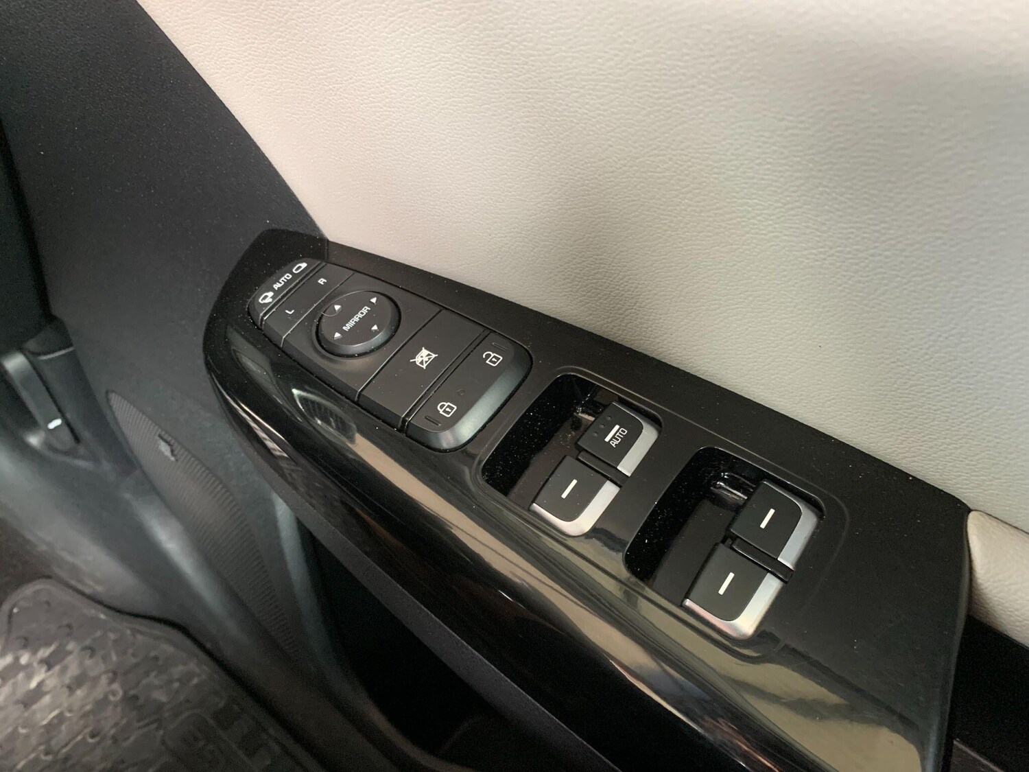 Used Kia Sportage 2017 for sale - 75857549: Photo 38