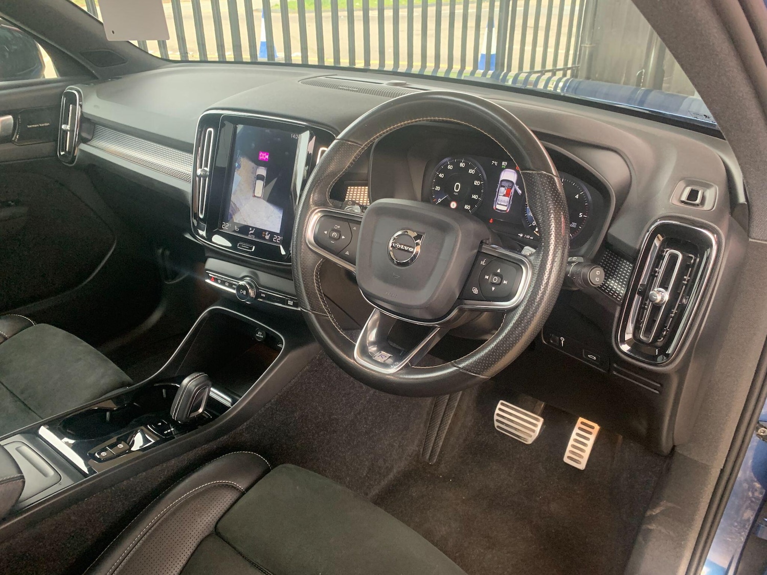 Used Volvo XC40 2019 for sale - 76498856: Photo 12