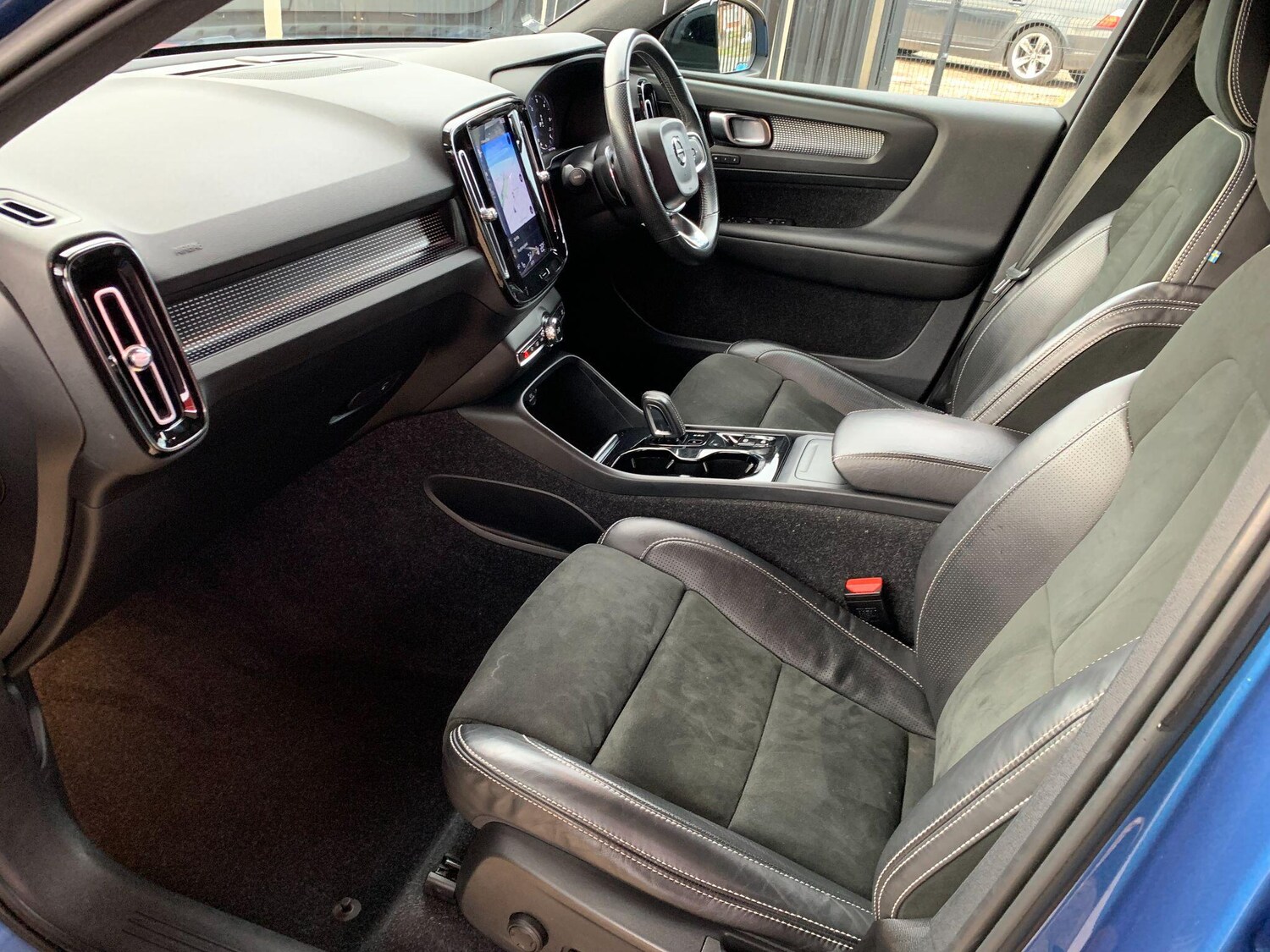 Used Volvo XC40 2019 for sale - 76498856: Photo 35