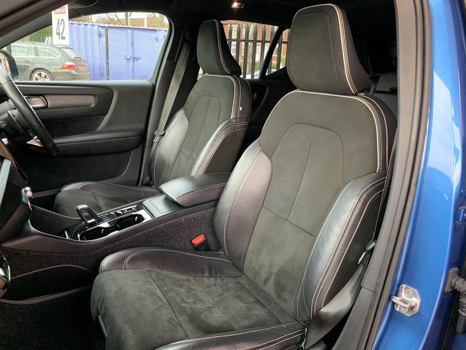 Used Volvo XC40 2019 for sale - 76498856: Photo 36