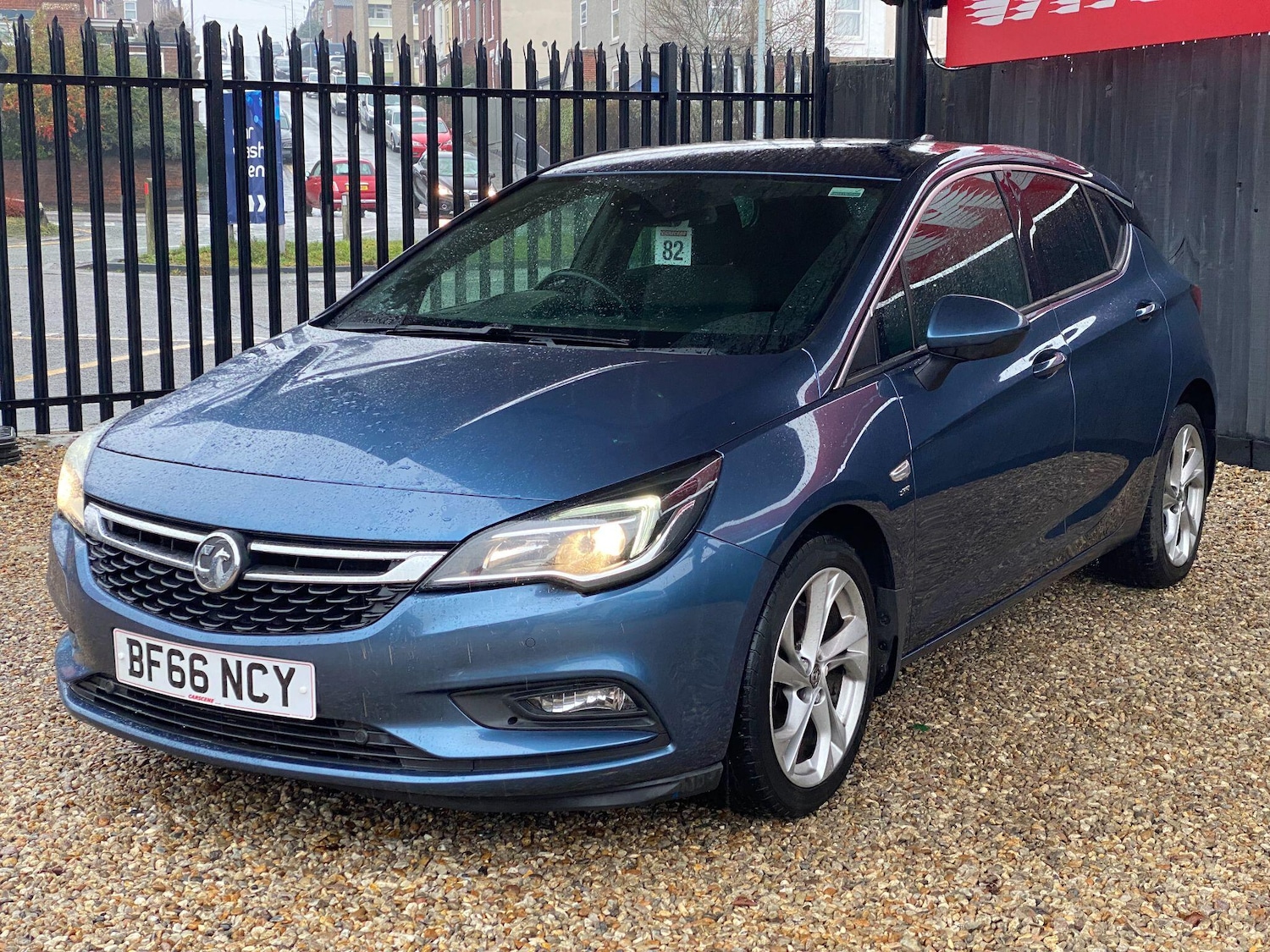 Used Vauxhall Astra for sale - 77468950: Photo 4
