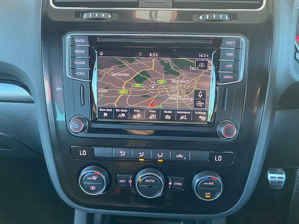 Used Volkswagen Scirocco 2018 for sale - 75657637: Photo 25