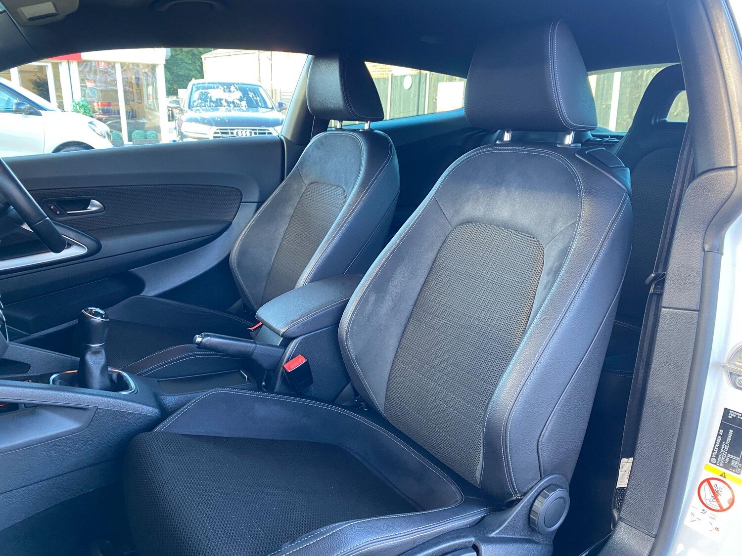 Used Volkswagen Scirocco 2018 for sale - 75657637: Photo 30