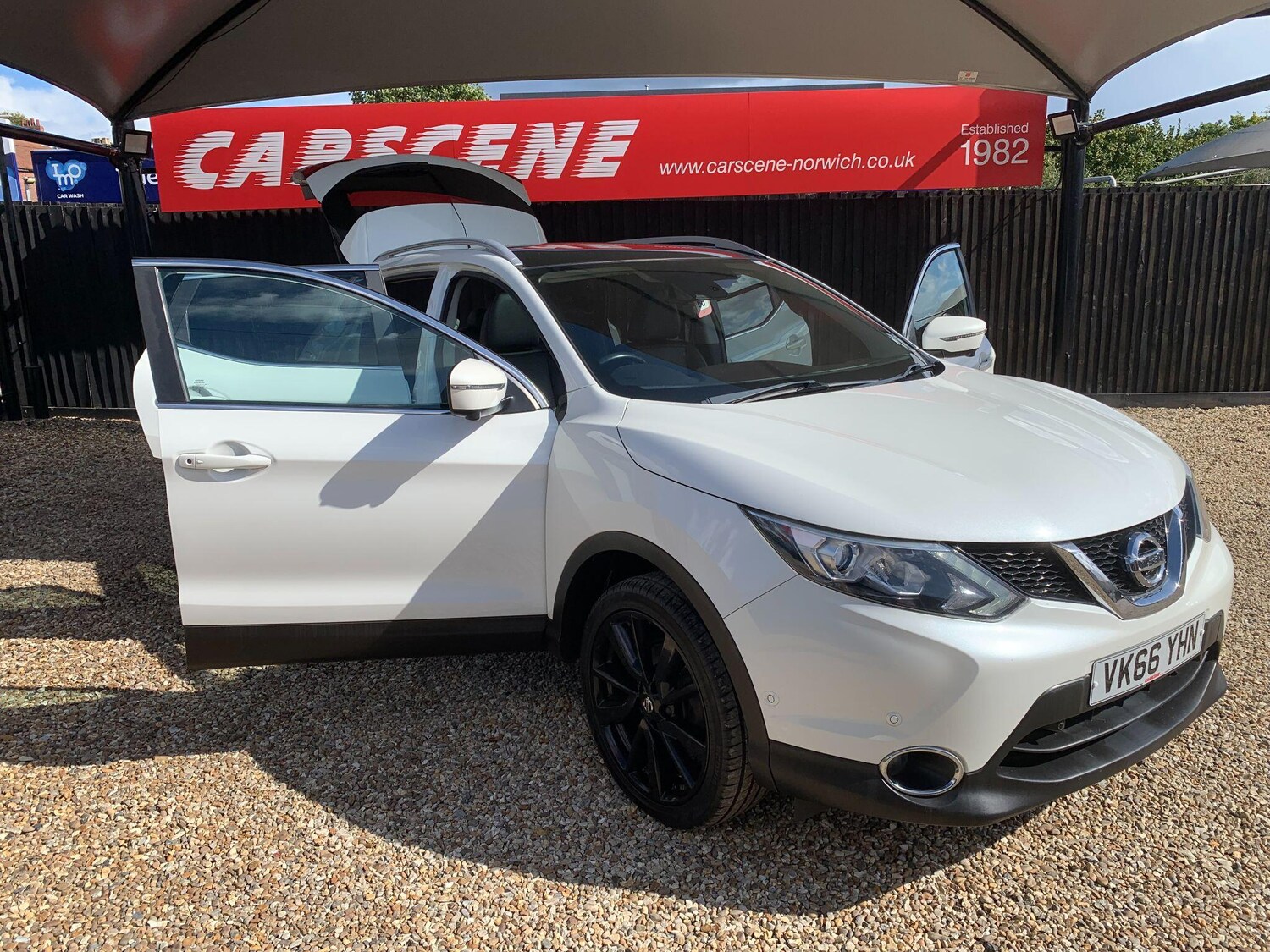 Used Nissan Qashqai 2016 for sale - 75670346: Photo 14