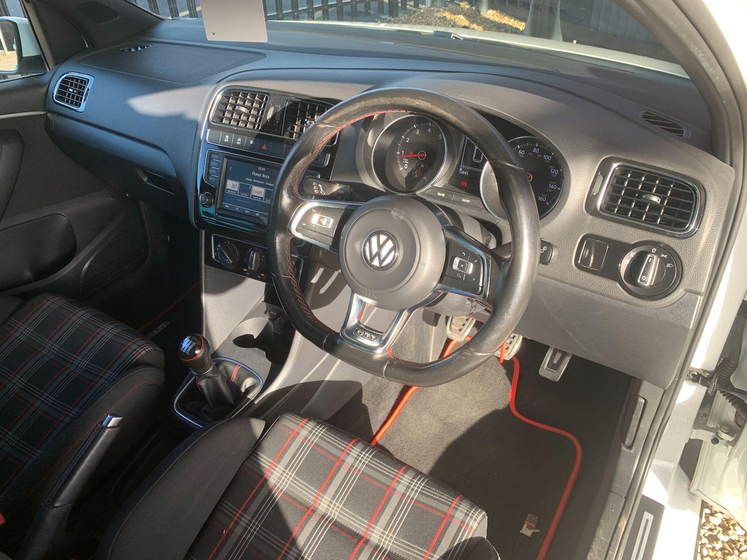 Used Volkswagen Polo 2016 for sale - 76521511: Photo 16