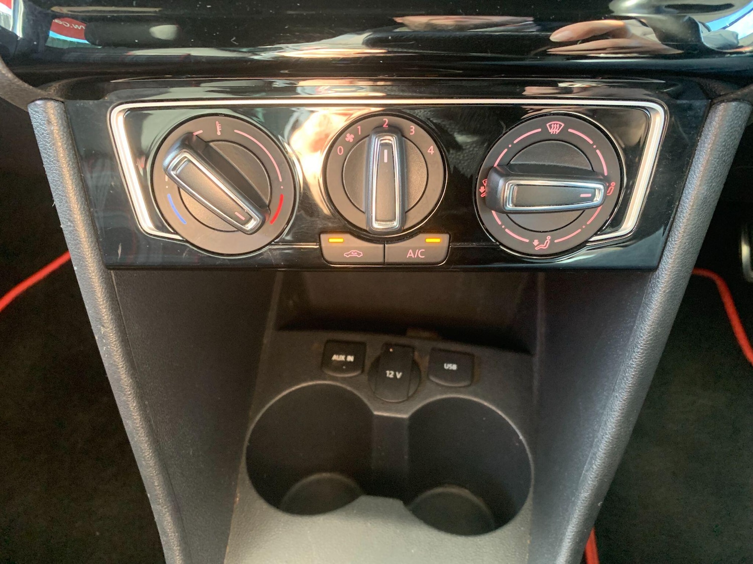 Used Volkswagen Polo 2016 for sale - 76521511: Photo 25