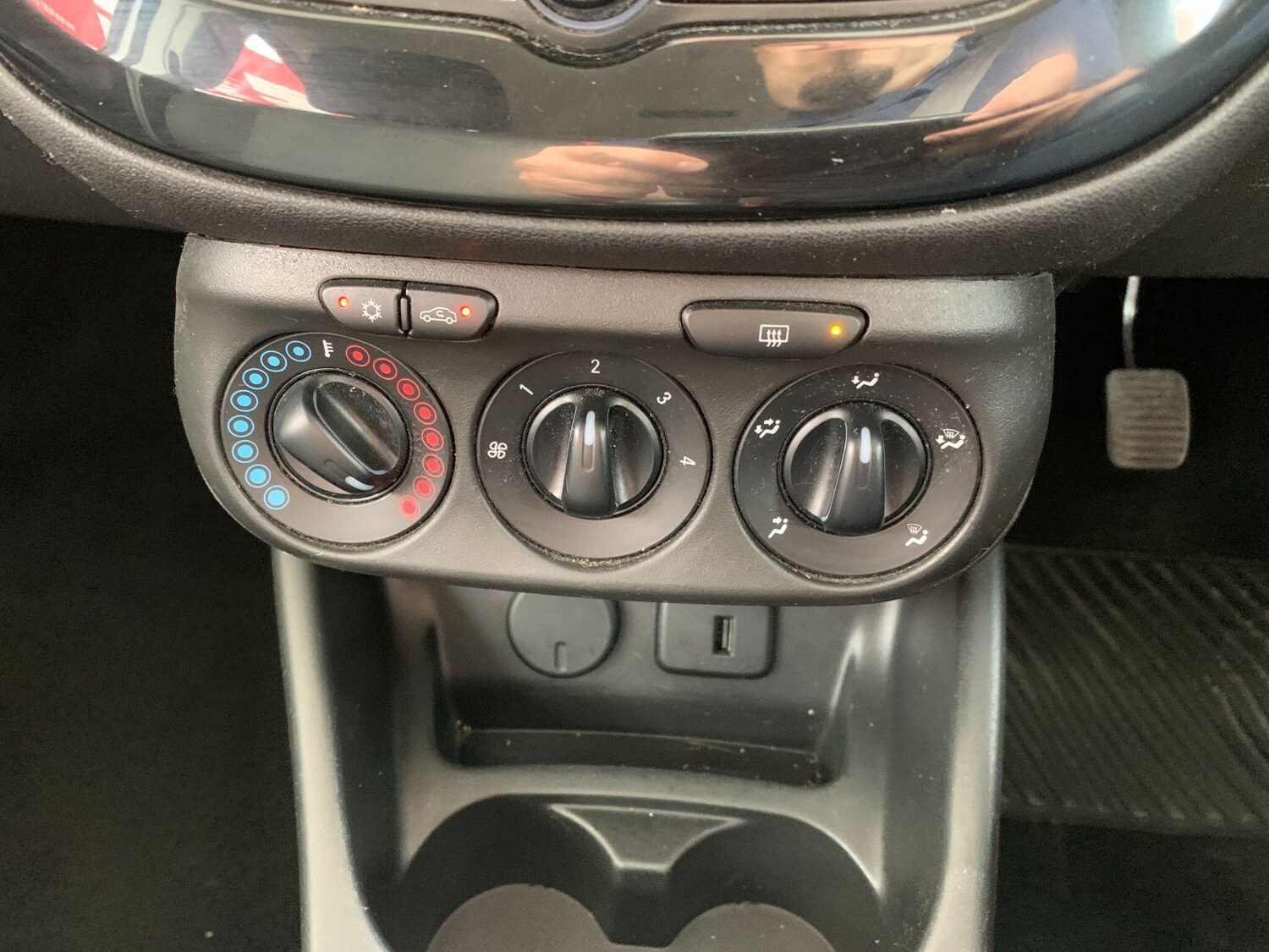 Used Vauxhall Corsa 2018 for sale - 75678088: Photo 28