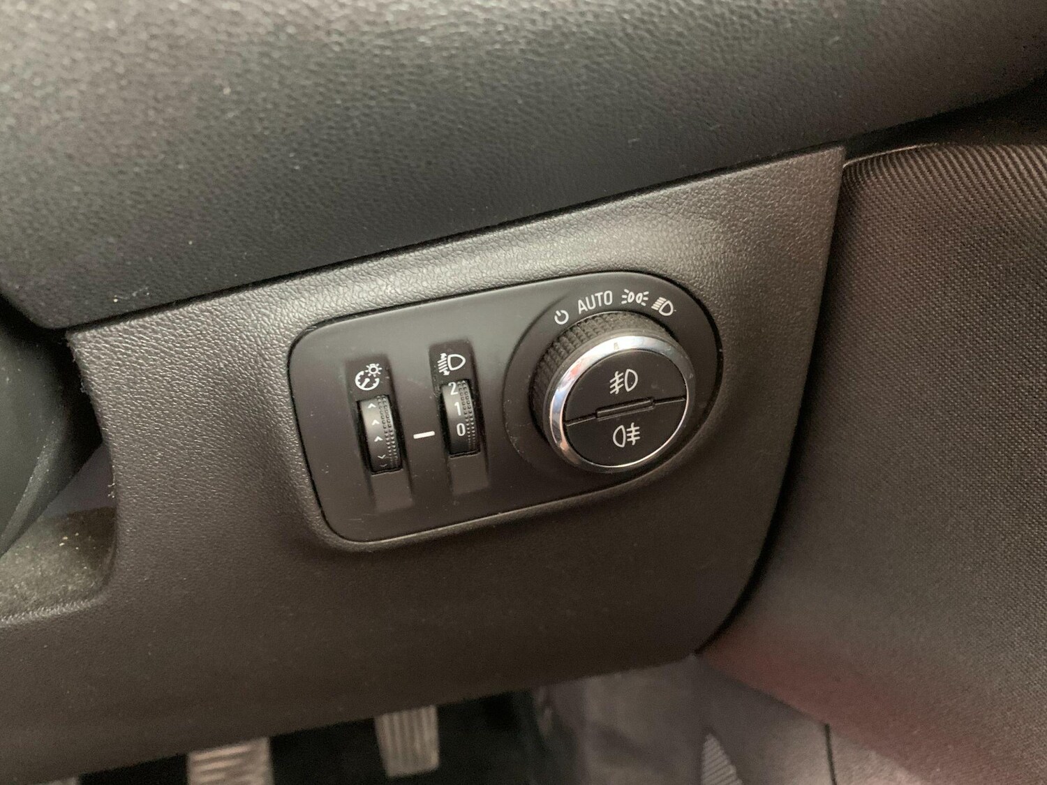 Used Vauxhall Corsa 2018 for sale - 75678088: Photo 30