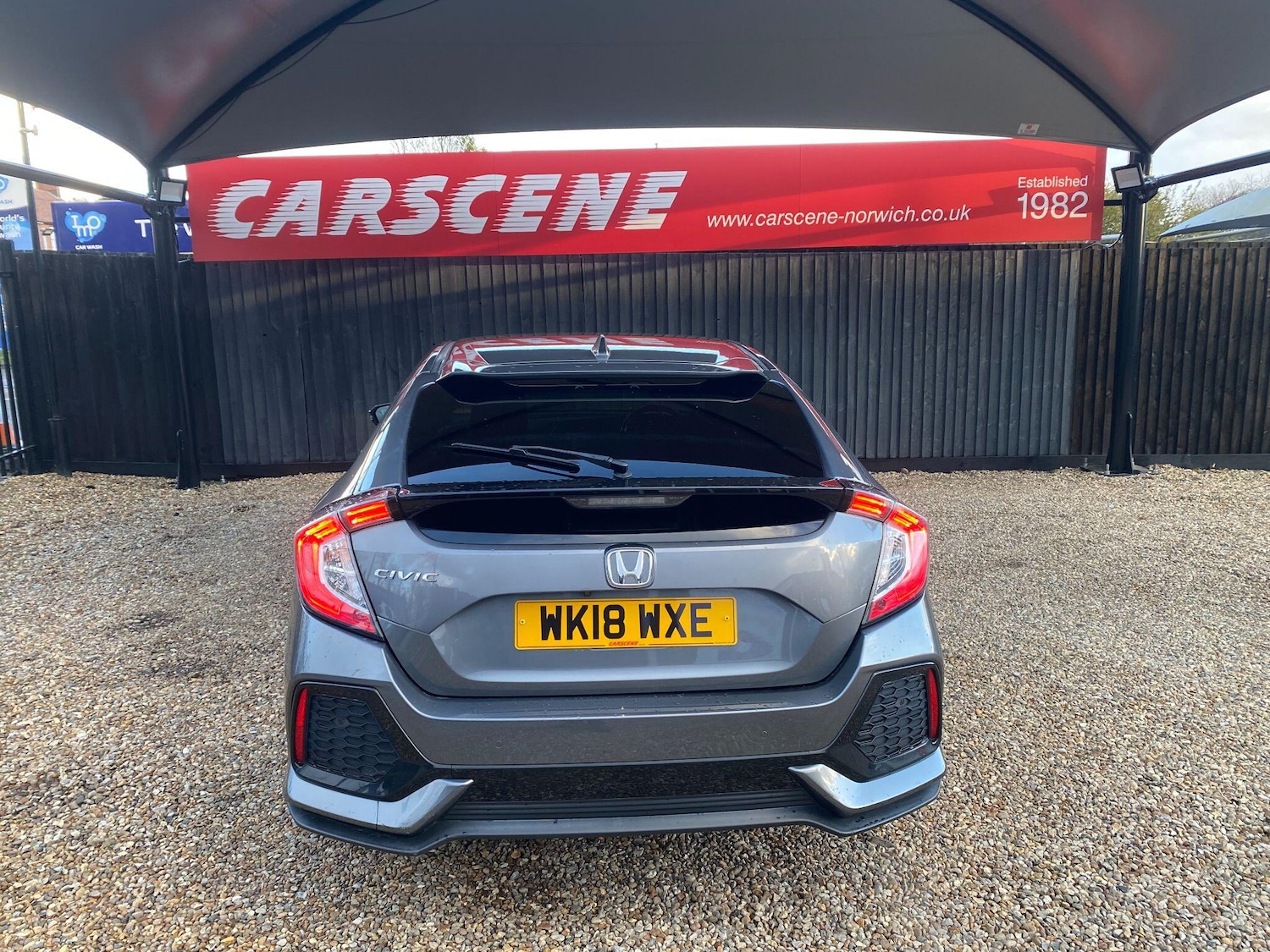 Used Honda Civic 2018 for sale - 76584444: Photo 4