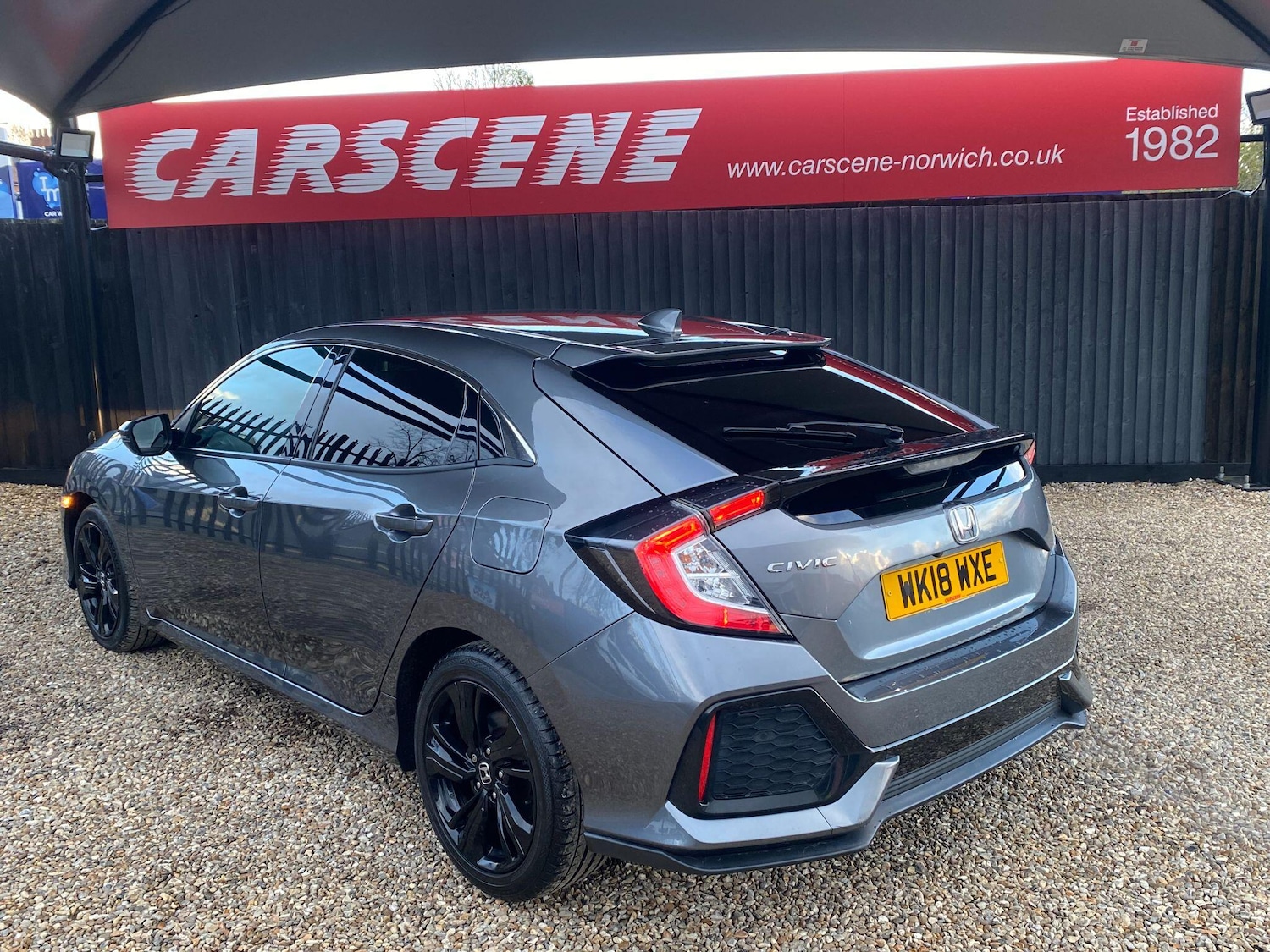 Used Honda Civic 2018 for sale - 76584444: Photo 6