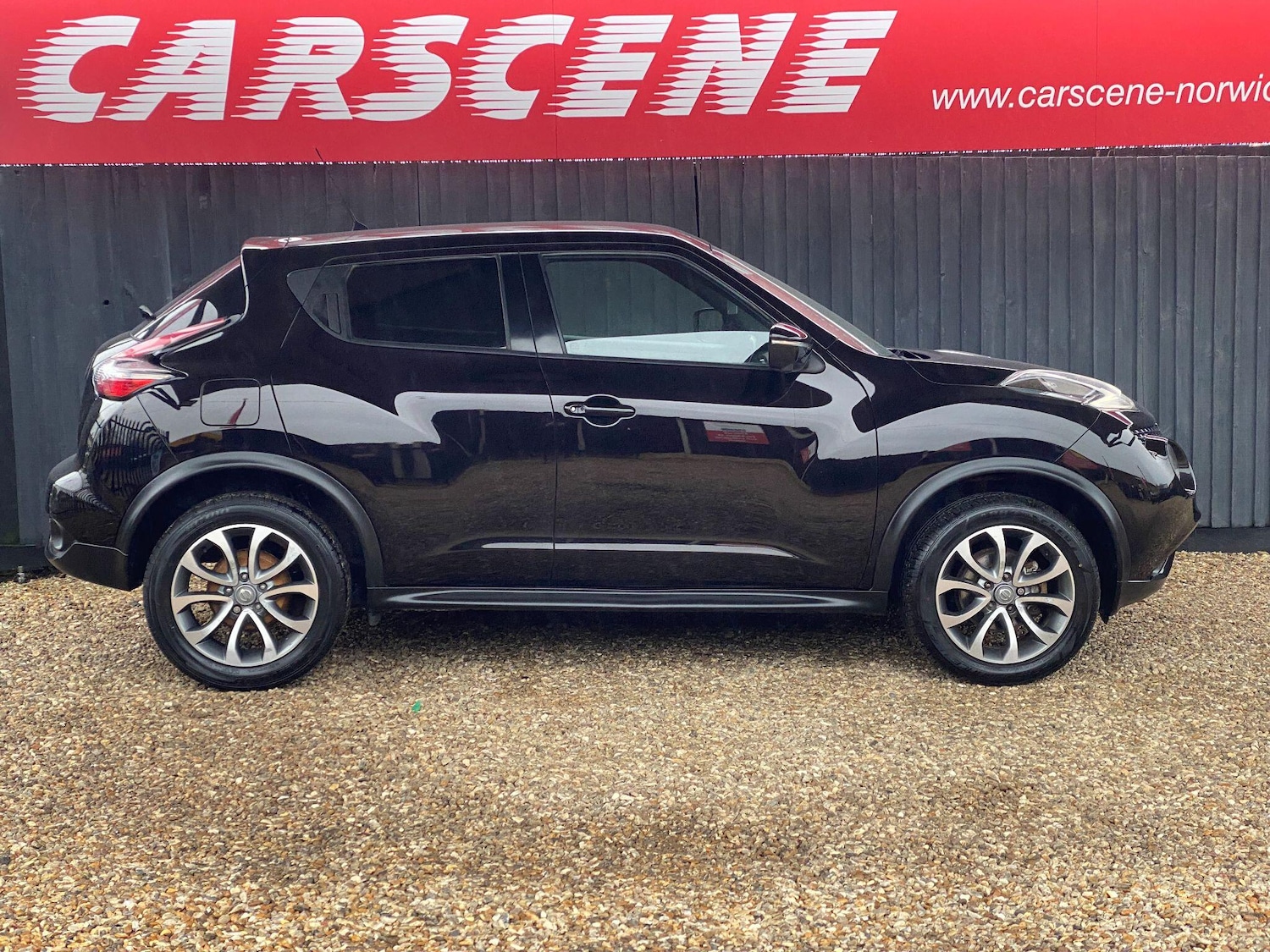 Used Nissan Juke 2016 for sale - 77559898: Photo 2